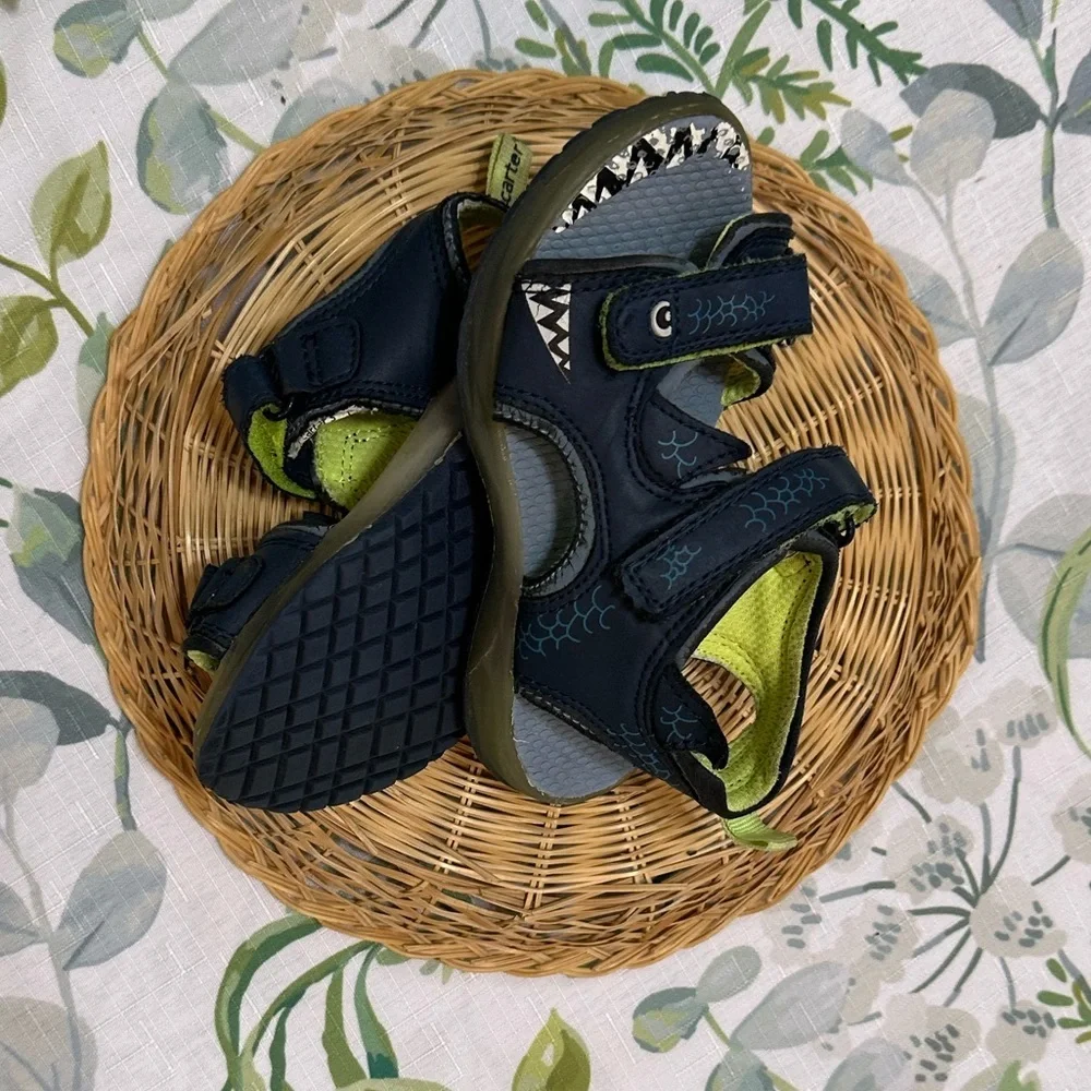 Carter's Toddler Boy Strap Open Toe Shark Theme Sandals Size 8